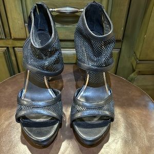 Elie Tahari, color black, size 37.5